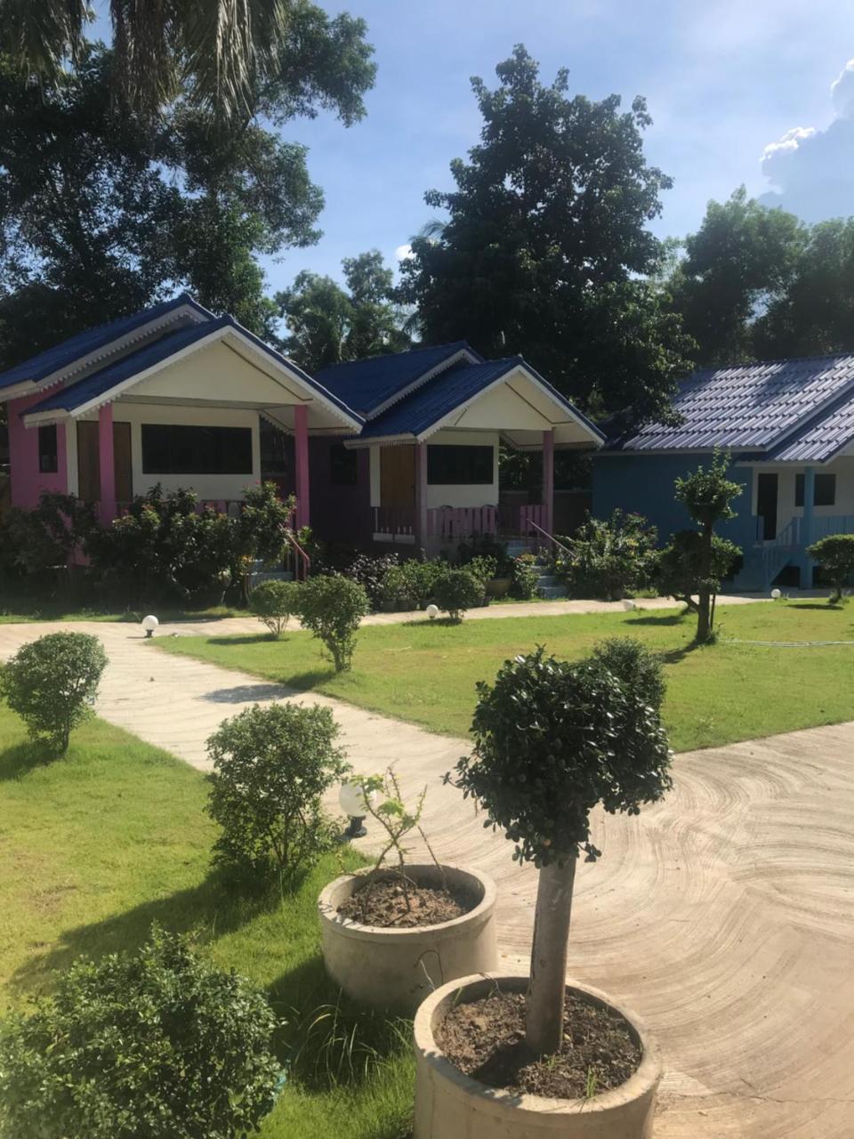 The Mountain View Hat Sai Ri Resort Чумфон Екстериор снимка