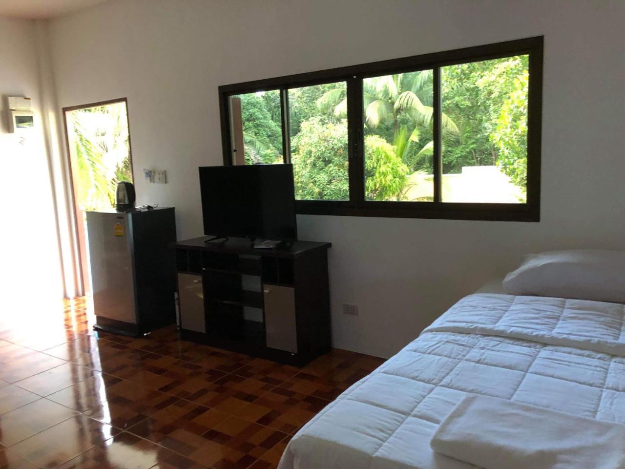 The Mountain View Hat Sai Ri Resort Чумфон Екстериор снимка