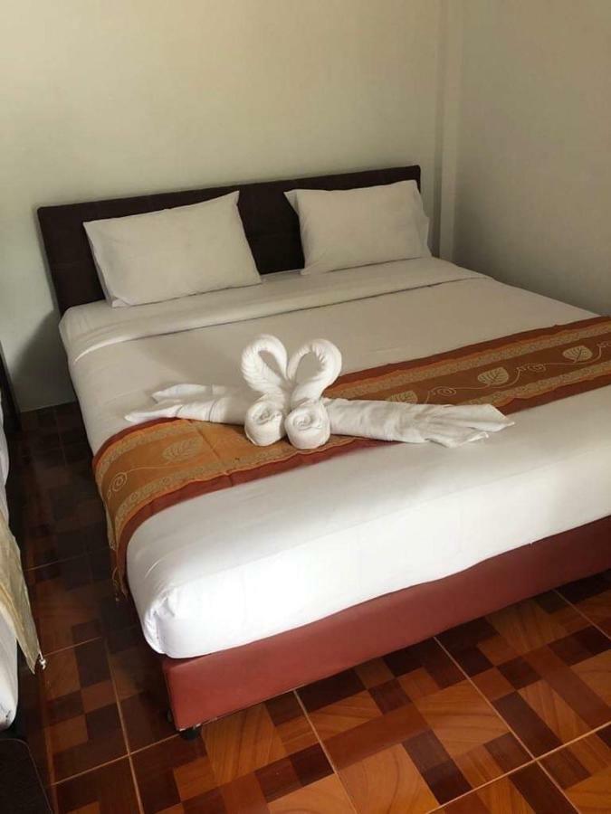 The Mountain View Hat Sai Ri Resort Чумфон Екстериор снимка